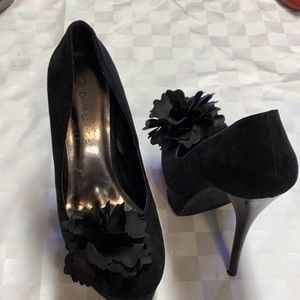 Diva Lounge 6.5, black faux suede with black fabric flower, 5.5 inch heels